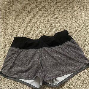 Lululemon Athletica Black and Gray Mid Rise Speed Up Shorts